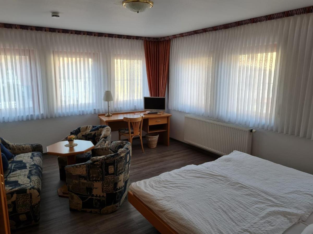 Pension Jung, Baeckerei-Konditorei & Cafe Ruhla Exteriér fotografie