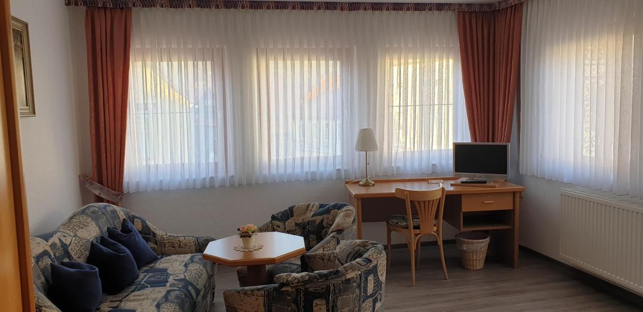 Pension Jung, Baeckerei-Konditorei & Cafe Ruhla Exteriér fotografie
